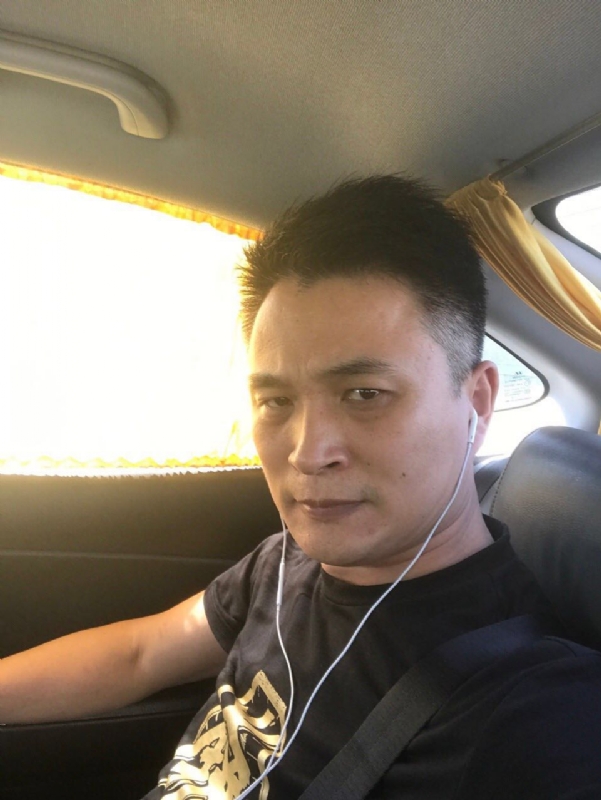 罗的第二张照片--长汀婚介网