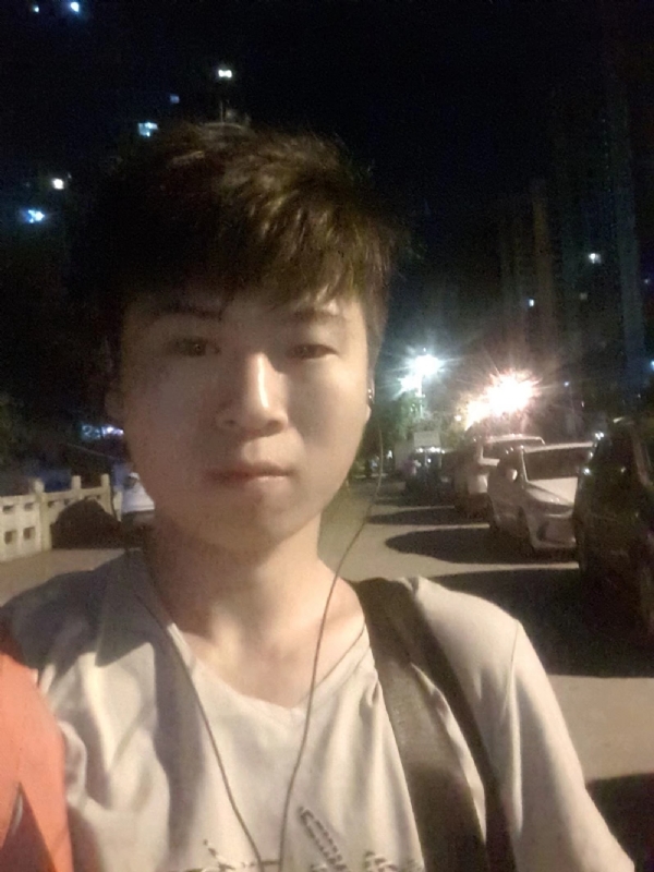 流星的瞬间的第一张照片--长汀婚介网