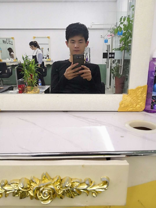 小九玖的第一张照片--长汀婚介网