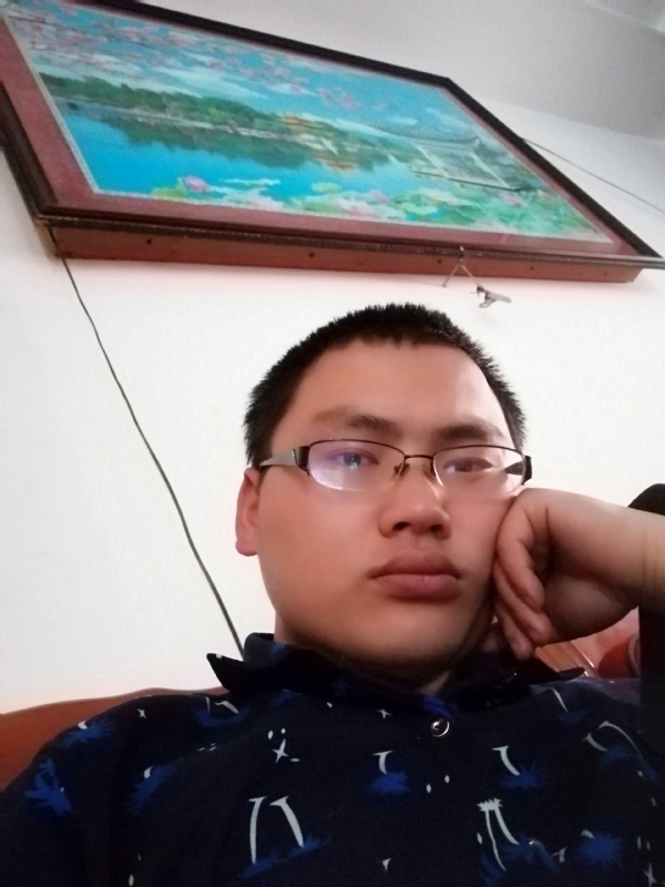 90男孩的第一张照片--长汀婚介网