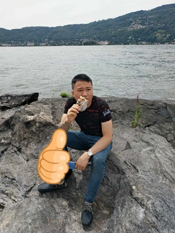 绚烂背后的平淡的第一张照片--长汀婚介网