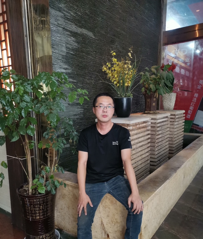 孤独小舟的第二张照片--长汀婚介网