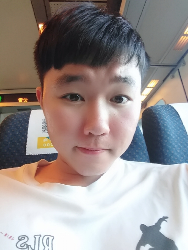 爱玉的第一张照片--长汀婚介网