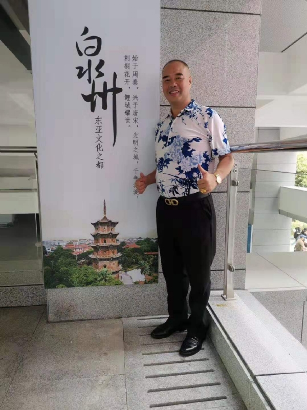 李国伟的第一张照片--长汀婚介网