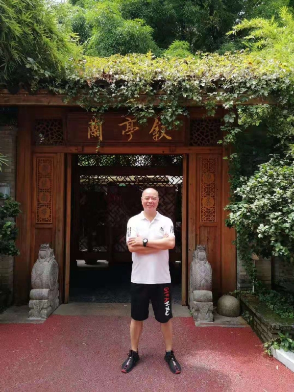 李国伟的第四张照片--长汀婚介网