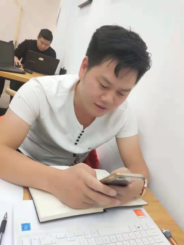 麒麟的第一张照片--长汀婚介网