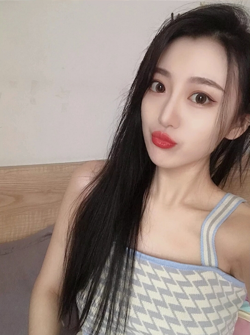 倩倩的第一张照片--长汀婚介网