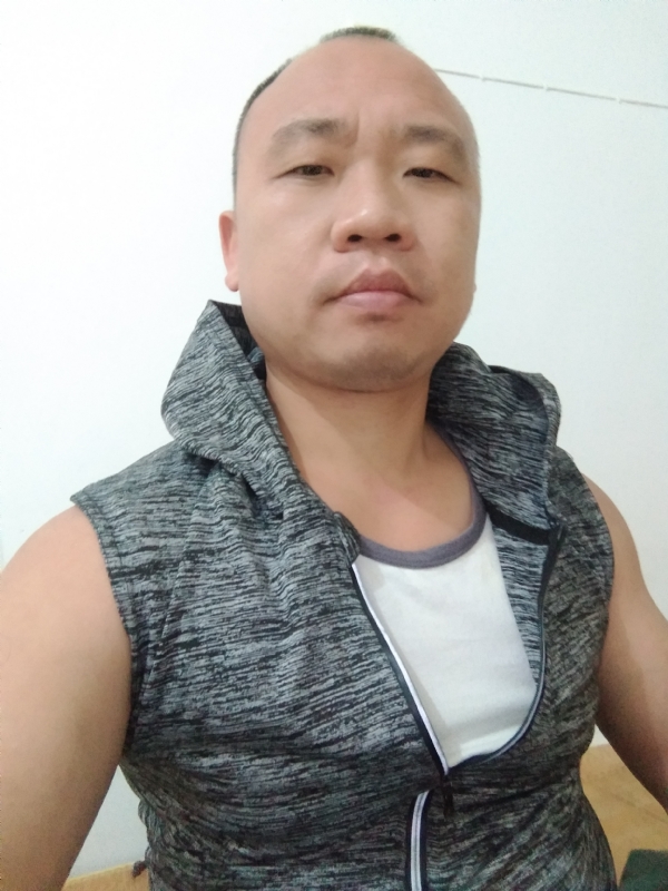 whm的第一张照片--长汀婚介网