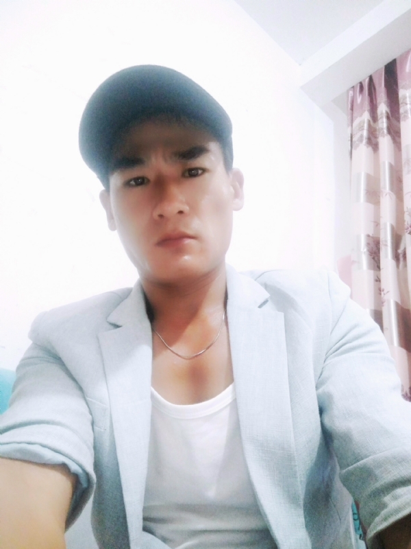 一若千金的第三张照片--长汀婚介网