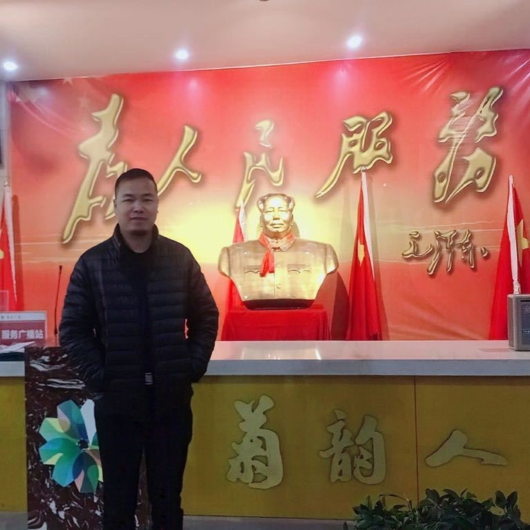 哥币老罗的第一张照片--长汀婚介网