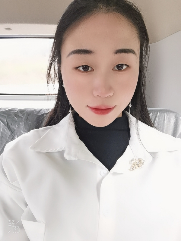 丽丽的第三张照片--长汀婚介网