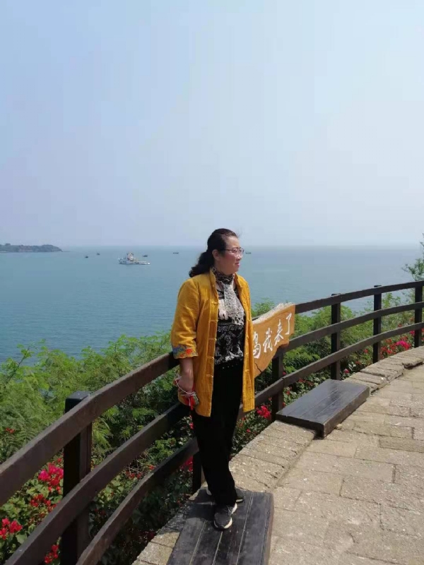 曦若半秋的第一张照片--长汀婚介网