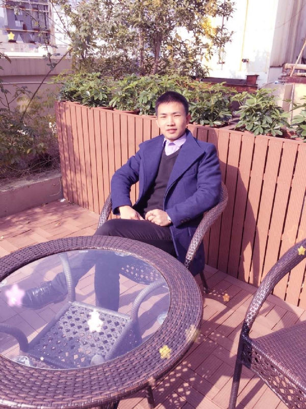 哥哥的第一张照片--长汀婚介网
