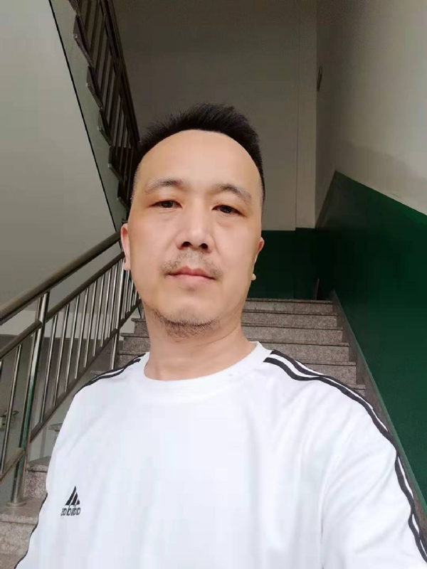 假如风有颜色的第一张照片--长汀婚介网