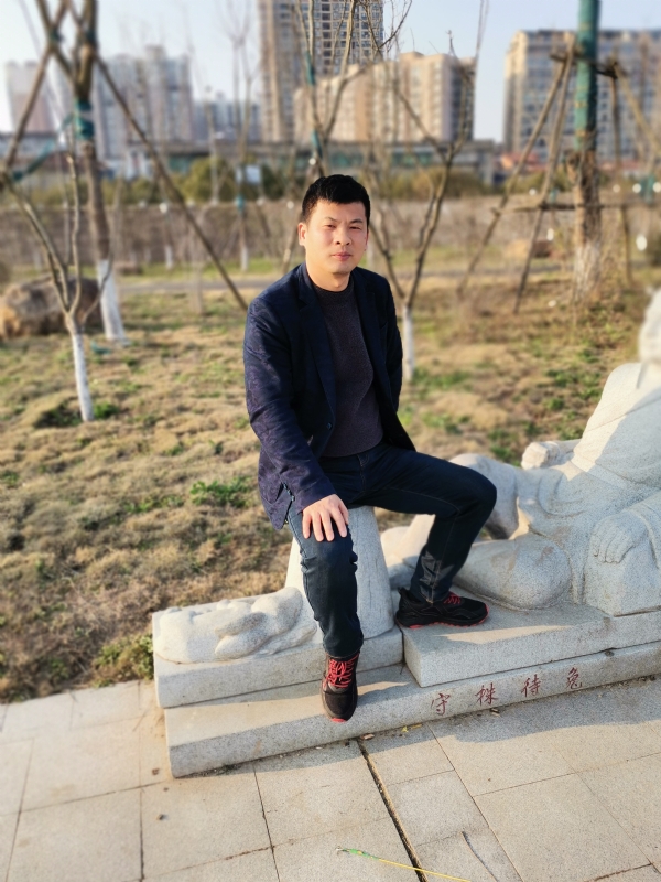 大举的第二张照片--长汀婚介网