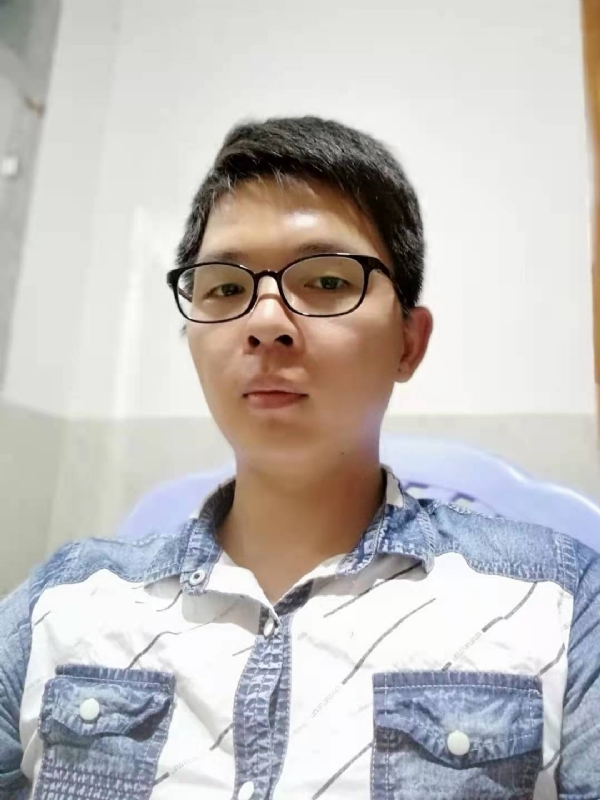 未来可期的第一张照片--长汀婚介网
