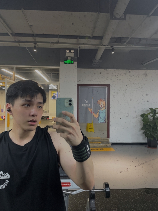 想吃猫的鱼的第一张照片--长汀婚介网