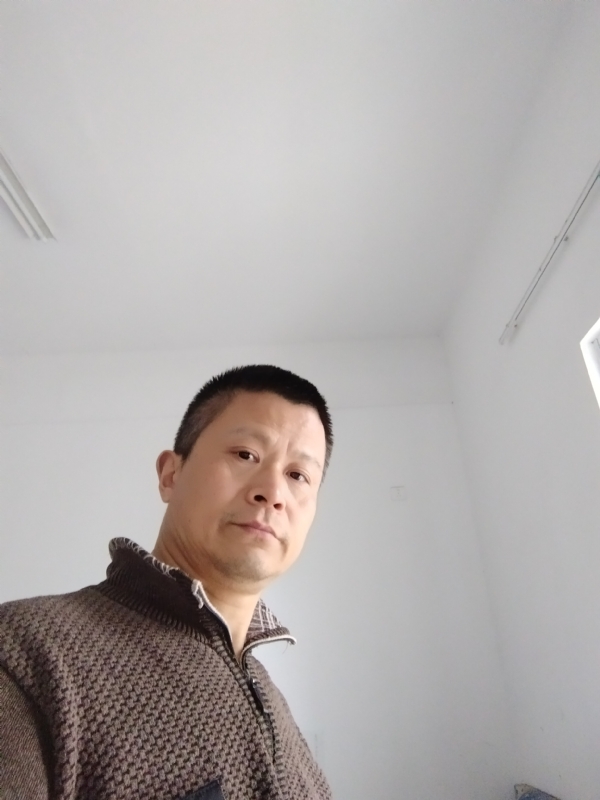 无云的第一张照片--长汀婚介网