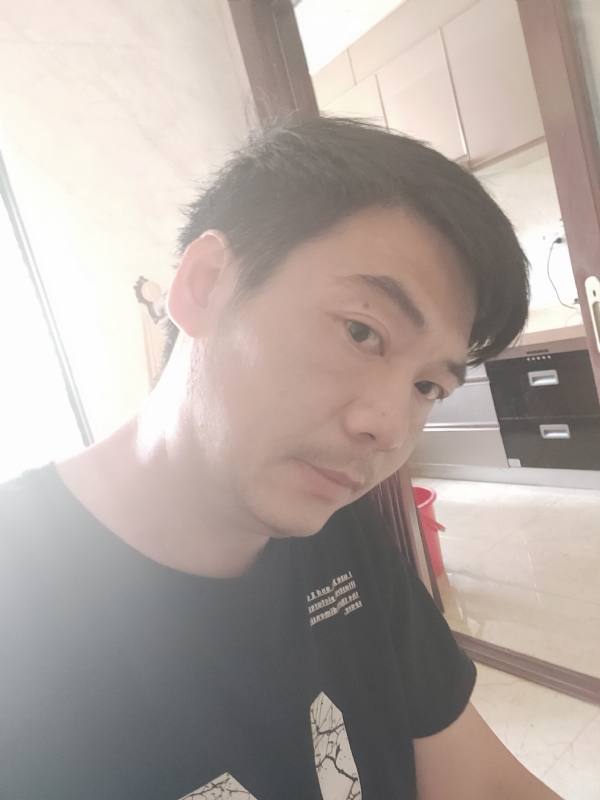 漫步的第二张照片--长汀婚介网