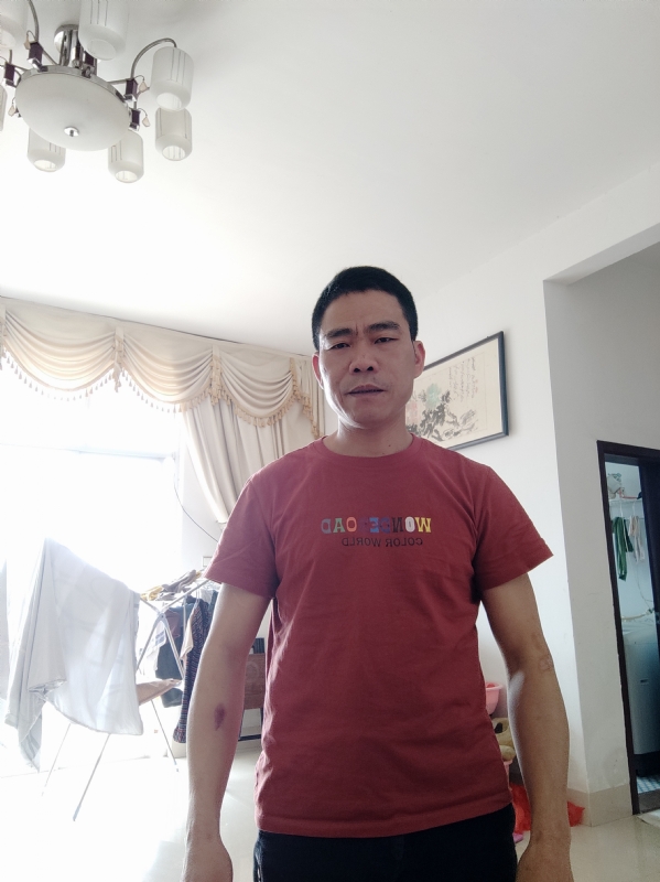 再回首的第二张照片--长汀婚介网