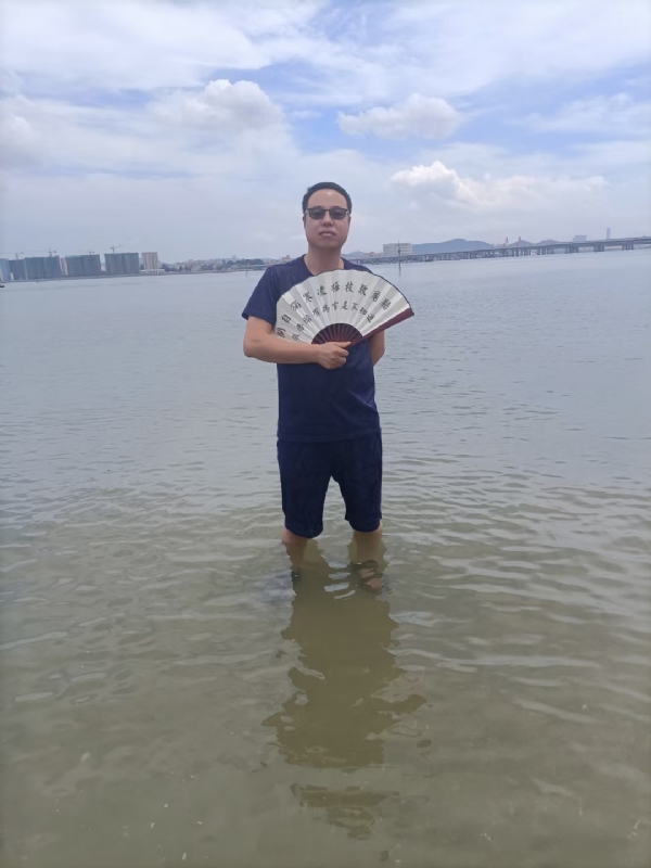 浪迹天涯的第一张照片--长汀婚介网