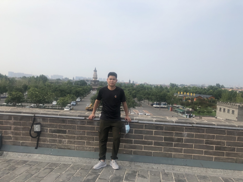 123.向左向右的第一张照片--长汀婚介网