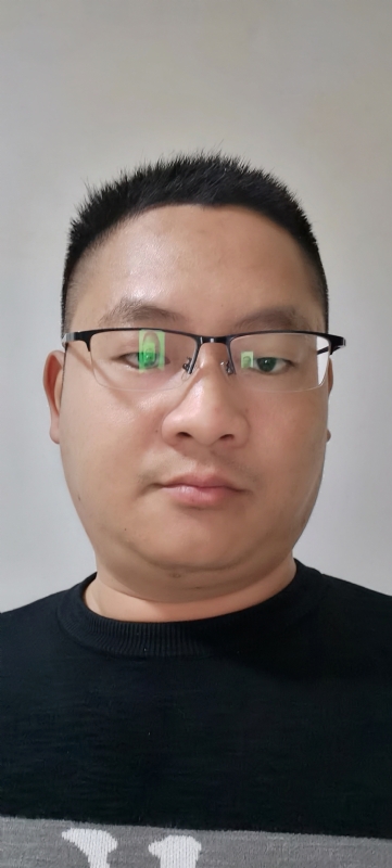 龙逍遥的第一张照片--长汀婚介网
