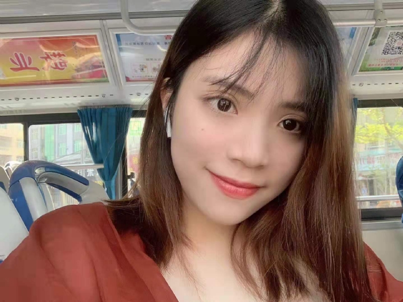 小眼睛的第一张照片--长汀婚介网