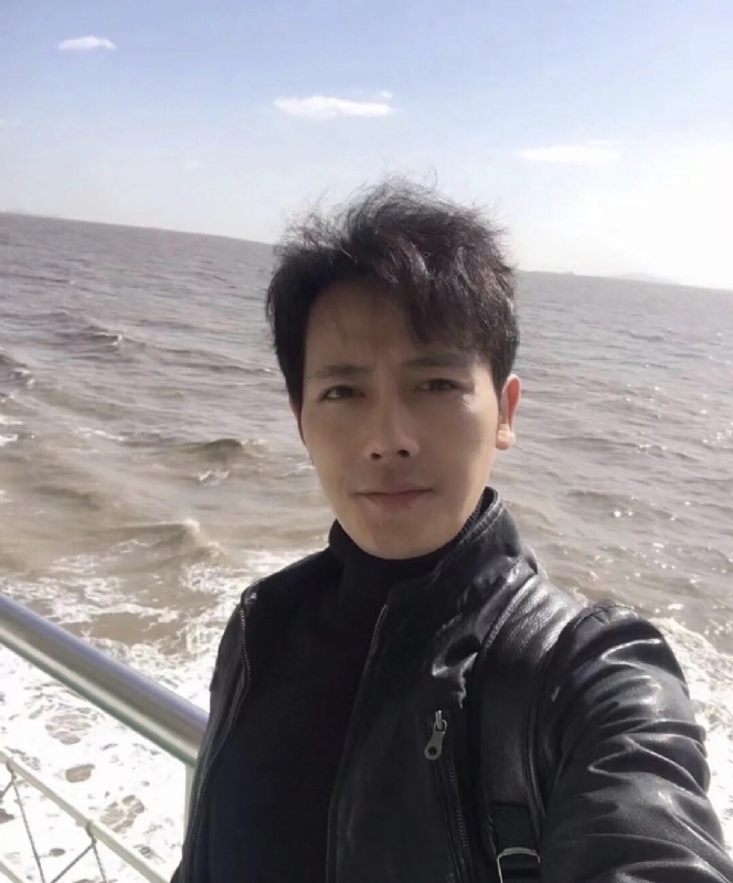 疯狂的小鱼的第一张照片--长汀婚介网