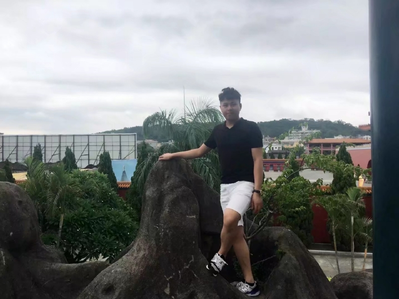 伟仔的第一张照片--长汀婚介网