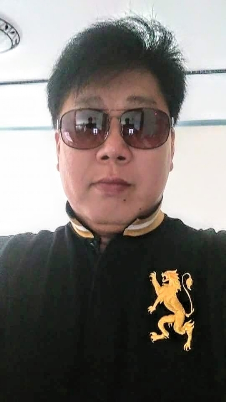 含笑半步癲的第一张照片--长汀婚介网