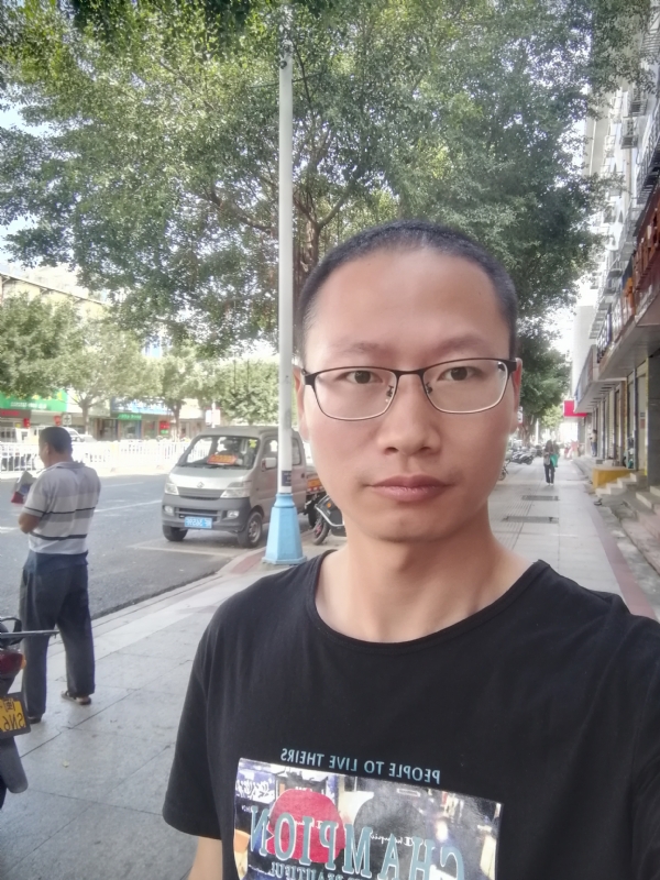 老虎的第一张照片--长汀婚介网