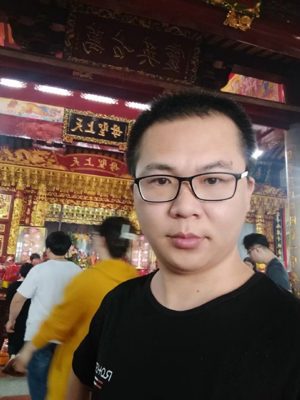 天哥的第二张照片--长汀婚介网