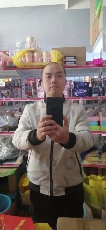 便利店的第一张照片--长汀婚介网
