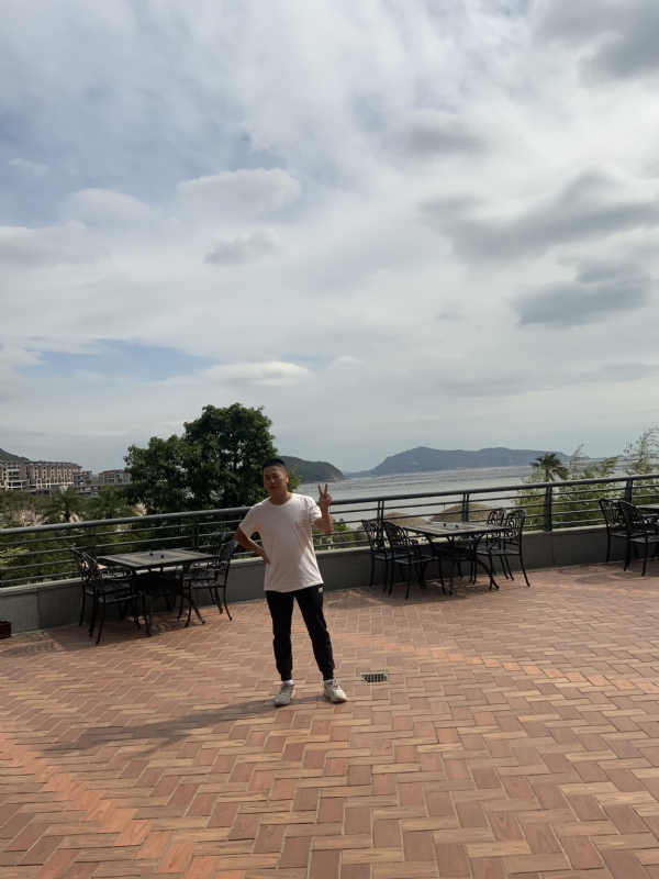 心酸瑟果的第一张照片--长汀婚介网