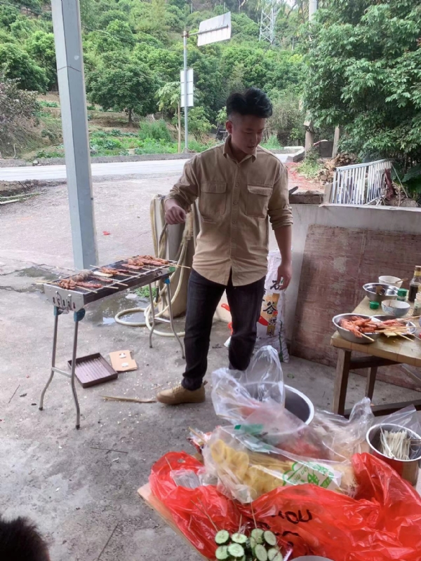 你黑我哟的第一张照片--长汀婚介网