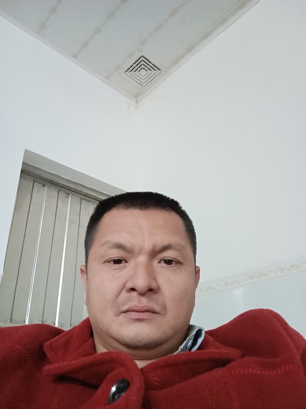 兰成龙的第一张照片--长汀婚介网