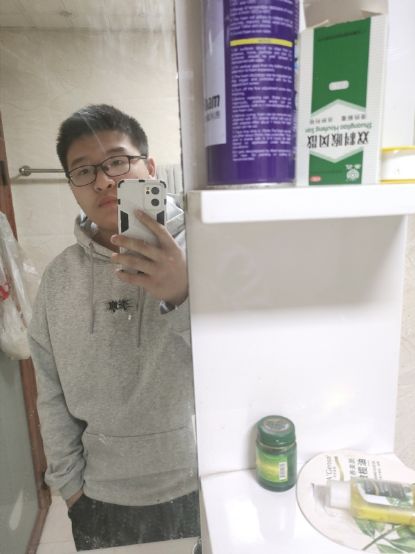 乌鸦坐飞机的第一张照片--长汀婚介网
