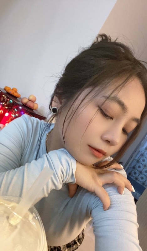 艳秋的第一张照片--长汀婚介网