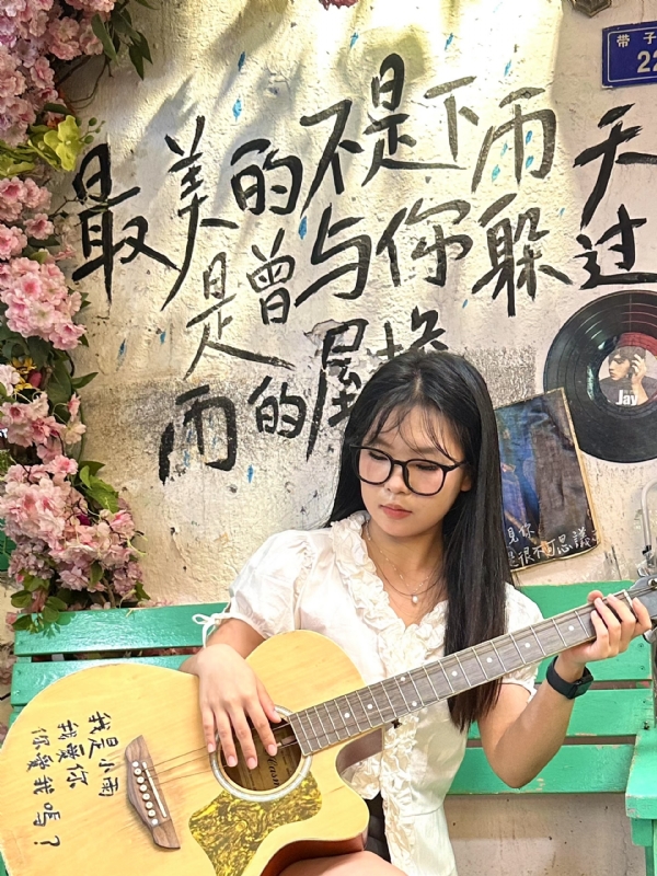 魔仙的第一张照片--长汀婚介网