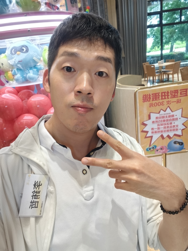銪哲的第一张照片--长汀婚介网